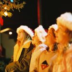 girls-singing-at-christmas